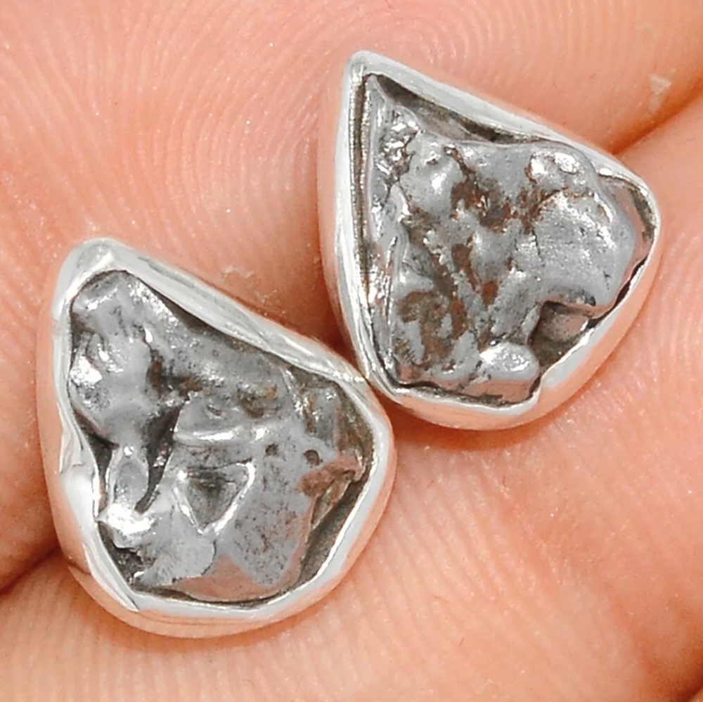 NWT GENUINE METORITE EARRINGS ARGENTINA. 925 sterling silver